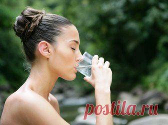 10 советов, как регулярно выпивать больше воды | ВСЕГДА В ФОРМЕ!