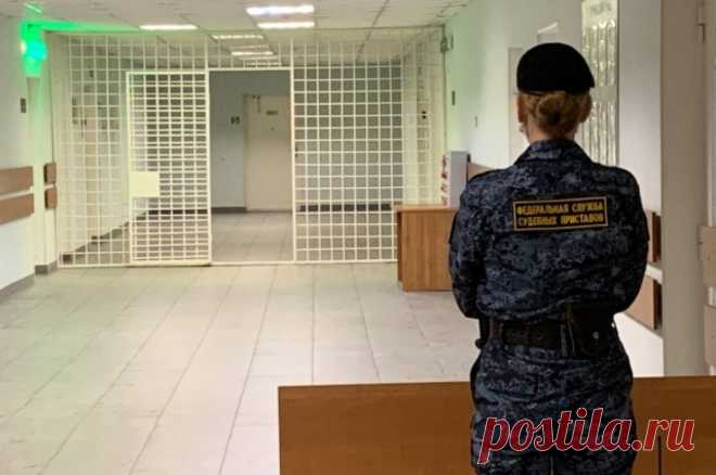 В Санкт-Петербурге арестовали мужчину за убийство девочки в 1999 году. В ходе допроса подозреваемый признал свою вину.