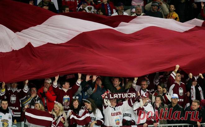 Сейм Латвии запретил своим сборным соревноваться с россиянами. Запрет касается турниров со сборными России и Белоруссии как под своими флагами, так и в нейтральном статусе. В Латвии таким образом решили выразить солидарность с Украиной и позволить сборным избежать технических поражений
