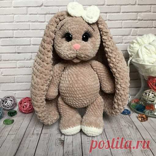 Плюшевая зайка Рокси 

Наконец-то получилось сделать фото зайки в кремовом цвете
Мишка уже радует своего нового маленького друга и зайка тоже скоро обретёт верную подругу
Это моя первая авторская игрушка! Скоро оформлю МК по вязанию и он будет доступен для покупки.
Показать полностью...