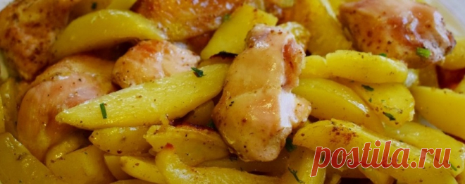 Картошка кусочки курицы духовка. Добавляем масло и запекаем.