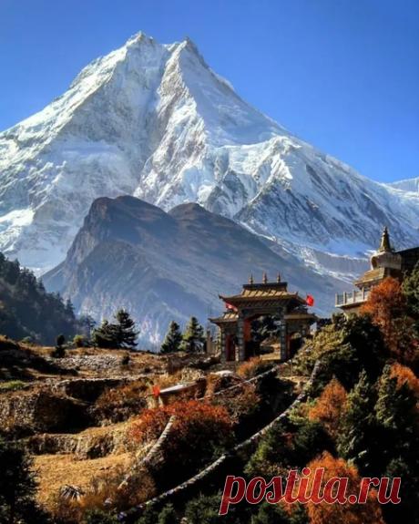 ღГора Манаслу - высота 8156 м, Непал.