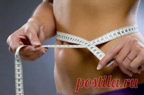 ВЕСЕННЯЯ ДИЕТА

За одну неделю соблюдения этой диеты можно потерять от 2 до 5 кг.

ЗАВТРАК: 100-150 гр творога, 2 тоста (можно заменить хлебцами или крекером), чай без сахара, 1 ч.л. меда (можно добавить в чай, творог или намазать на тост);весенняя диета

2ой ЗАВТРАК: зеленые овощи (огурцы, болгарский перец, шпинат и прочее) + 1 фрукт;

ОБЕД: тарелка овощного супа, кусочек отварной нежирной рыбы или мяса (телятина, говядина, курица) + свежие овощи на гарнир;

ПОЛДНИК: 100-150 гр тво