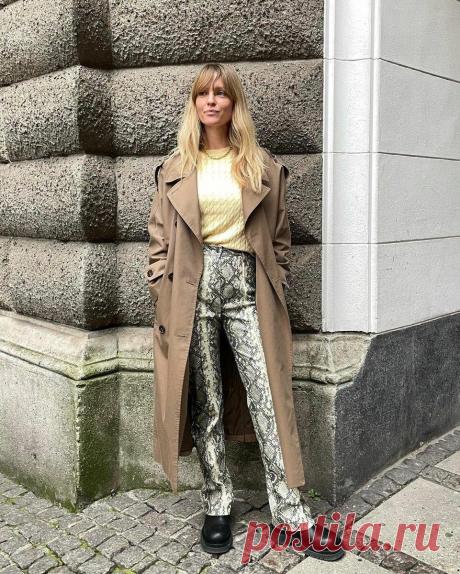 Как носить «нарядные» вещи каждый день, чтобы это было уместно.
«Устала, больше не могу, не хочу носить однообразную базу. Хочу цветов, хочу смелых образов, хочу леопард, в конце концов, или хотя бы пайетки». Разбираемся, как навеки изгнать из себя страх перед «нарядными» вещами, и создавать интересные, смелые образы на каждый день. Пролог. «Нарядные» вещи — это об ядреных пайетках, золотом цвете, перьях, жгучем леопарде — […]
Читай пост далее на сайте. Жми ⏫ссылку выше