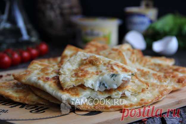 Чебуреки из лаваша с сыром на сковороде — рецепт с фото пошагово