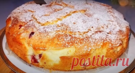 Нежный и вкусный пирог за 30 минут: Все смешали и в духовку