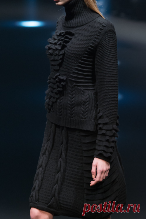 モトヒロ タンジ(Motohiro Tanji)2015-16年秋冬コレクション Gallery27 モトヒロ タンジ(Motohiro Tanji)2015-16年秋冬コレクション Gallery27