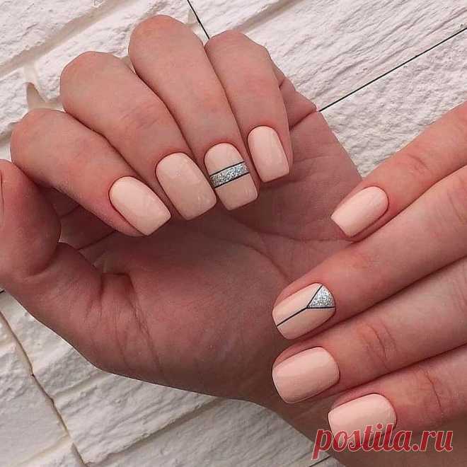 Простой маникюр на короткие ногти Смотрите 46 фото онлайн - Простой маникюр на короткие ногти. Тема: Маникюр