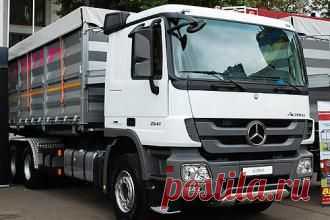 Авто Зерновоз Mercedes Actros с украинским кузовом прошел испытание на полях - свежие новости Украины и мира