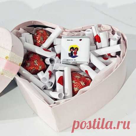 Подарочный бокс Love is с записочками на 14 февраля, артикул: 757247, с доставкой в город Москва (внутри МКАД)