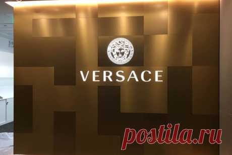 🏢 Versace: история создания и успеха компании Версаче
✅ В новой статье от LinDeal вы ознакомитесь с историей появления и развития Версаче. Узнаете подробно в чем секрет успеха Versace. Интересные факты, достижения и секреты...
👉 Читать далее по ссылке: https://lindeal.com/business/istoriya-uspekha-kompanii-versace
🔎 Подписывайтесь на нашу страницу LinDeal.com - бизнес журнал, чтобы быть в курсе интересных новостей и статей
#Versace #Версаче #историяуспеха #13июня #бизнес #business #lindeal