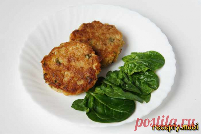 Капустные котлеты с манкой на сковороде