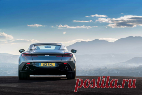 Aston Martin DB11
