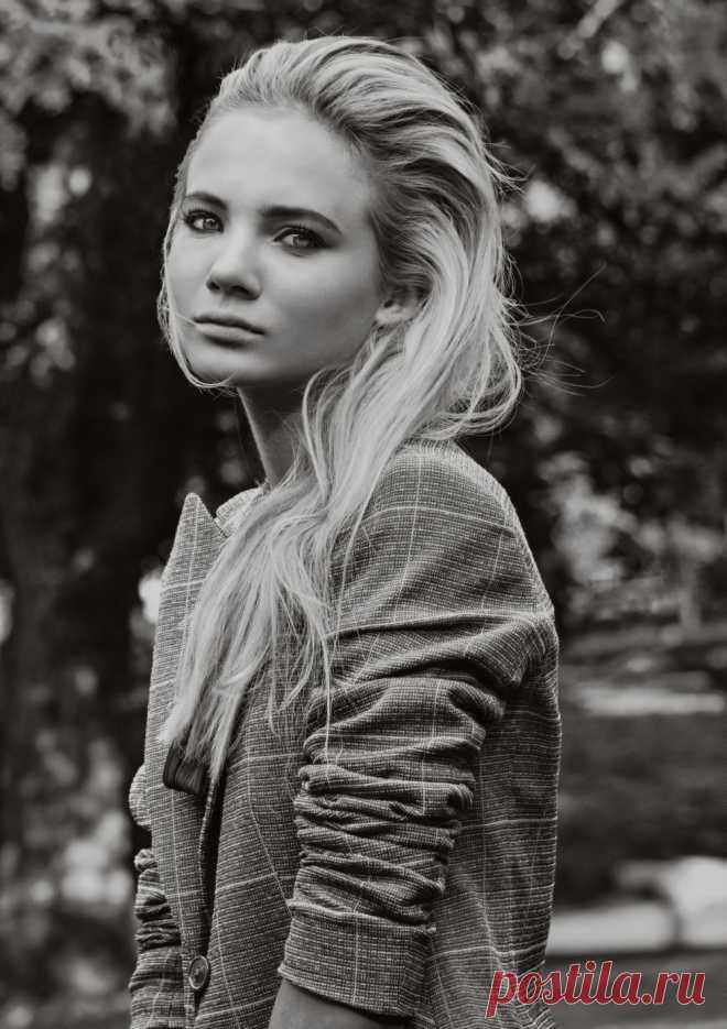 Фрейя Аллан