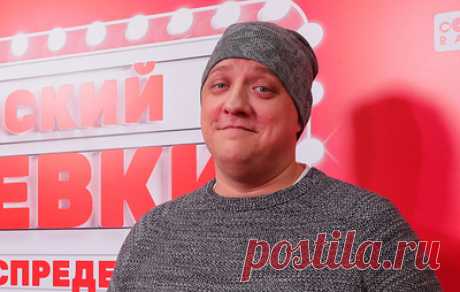 Прощание с Романом Поповым может пройти 1-2 ноября. Место пока неизвестно, рассказала ТАСС друг семьи актера Наталья