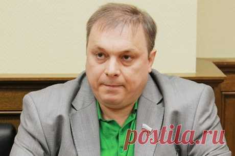 Разин захотел привлечь к ответственности вдову Шатунова. Российский продюсер Андрей Разин захотел привлечь к уголовной ответственности вдову экс-солиста группы «Ласковый май» Юрия Шатунова Светлану. Медиаменеджер написал на женщину заявление из-за того, что она дала согласие на использование композиций группы в сериале «Слово пацана: кровь на асфальте».