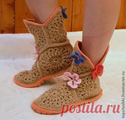 Тапочки-угги из мотивов