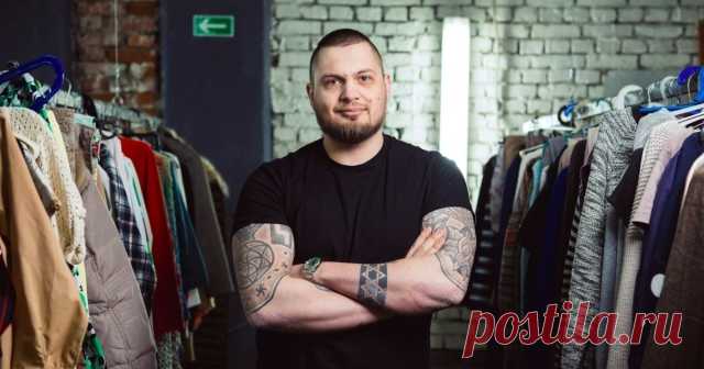 «Протез ноги, старая радиола, шкаф — и так до потолка»