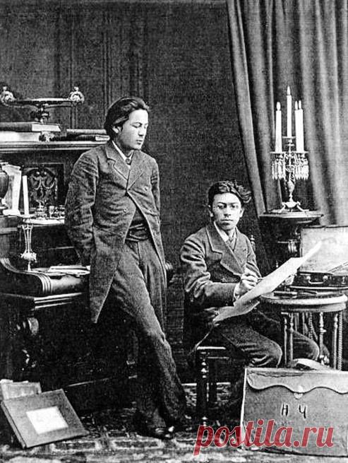 (21) Facebook


Андрей Кончаловский
Нравится · 4 ч. · 
 

Цитата дня. 
«…Воспитанные люди, по моему мнению, должны удовлетворять след<ующим> условиям:
1)Они уважают человеческую личность, а потому всегда снисходительны, мягки, вежливы, уступчивы... Они не бунтуют из-за молотка или пропавшей резинки; живя с кем-нибудь, они не делают из этого одолжения, а уходя, не говорят: с вами жить нельзя! Они прощают и шум, и холод, и пережаренное мясо, и остроты, и п… Еще