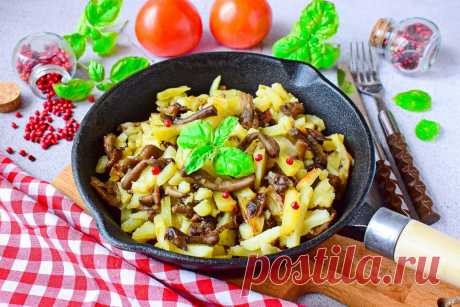 Картошка с опятами жареная на сковороде рецепт с фото пошагово и видео - 1000.menu