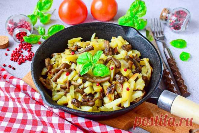 Картошка с опятами жареная на сковороде рецепт с фото пошагово и видео - 1000.menu