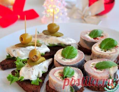 Рулеты из сельди с плавленым сыром – кулинарный рецепт