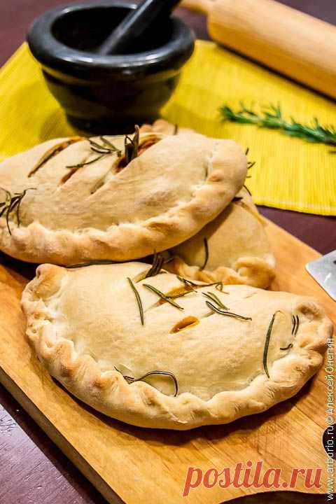 Кальцоне с овощами и сыром | Кулинарные заметки Алексея Онегина