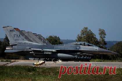 Стало известно о новой угрозе для С-400 из-за модернизации польских F-16