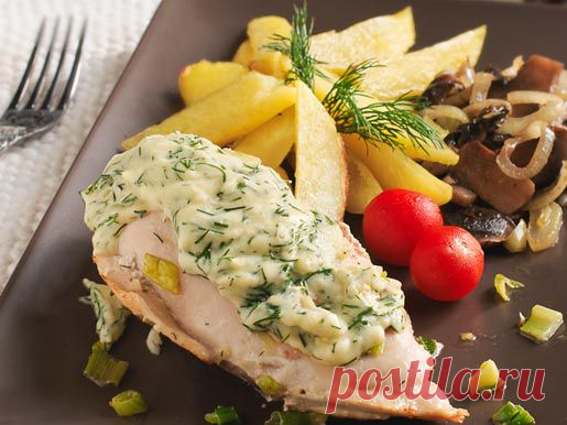 Куриные грудки под сырным соусом с картофелем и грибами, второе блюдо. Пошаговый рецепт с фото