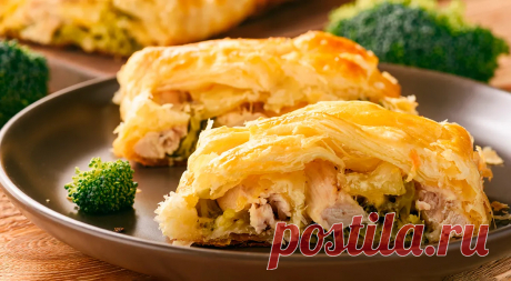 Легкие и быстрые рецепты с курицей и брокколи — читать на Gastronom.ru В сентябре, когда начинается сезон свежей брокколи, этот удивительный овощ можно готовить хоть каждый день! Ведь именно сейчас так называемая спаржевая капуста находится на пике своего вкуса и пользы. Предлагаем вашему вниманию совершенно беспроигрыш - статья на кулинарном сайте Gastronom.ru