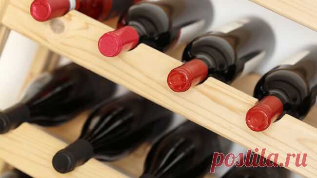 Минцифры планирует запустить эксперимент по продаже вина на маркетплейсах