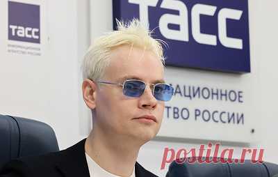 Shaman назвал "Интервидение-2025" праздником музыки культур стран. Заслуженный артист РФ отметил, что песня "Прямо по сердцу", написанная российским продюсером и композитором Максимом Фадеевым, с которой будет выступать певец на конкурсе, будет понятна не только россиянам, но и жителям других стран