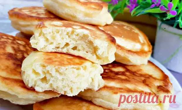 Добавляем в подогретый кефир стакан муки: оладьи пышные как пух - Steak Lovers - Медиаплатформа МирТесен