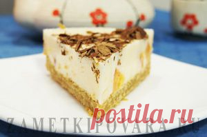 Йогуртовый торт с персиками.