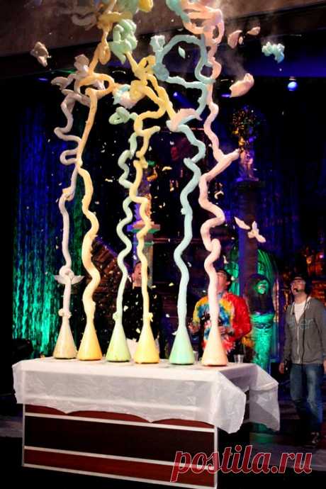 Science and Math Exploratorium: Elephant's Toothpaste and Borax Slime