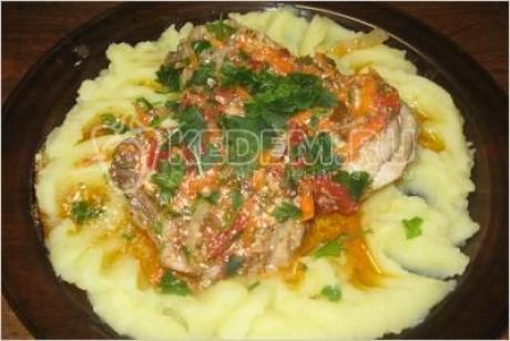 Курица в томатно-сметанном соусе - Вторые блюда. Рецепты посетителей с фотографиями