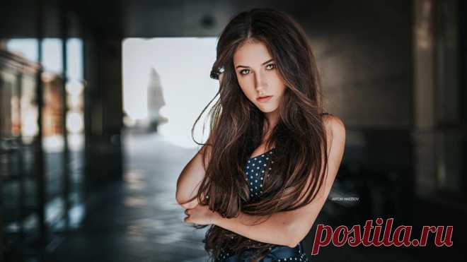 Признаки человека, который не может хранить верность и будет изменять
Неверность-самая частая причина разрыва отношений. Неверность больно ранит. Мир рушится. Боль от случившегося мешает жить дальше. И все-таки, иногда, встаёт вопрос- и может быть стоит простить? Особенно если виновник этого просит прощения, обещает исправиться, умоляет дать ему второй шанс Да. Можно и простить. И попробовать...
Читай дальше на сайте. Жми подробнее ➡