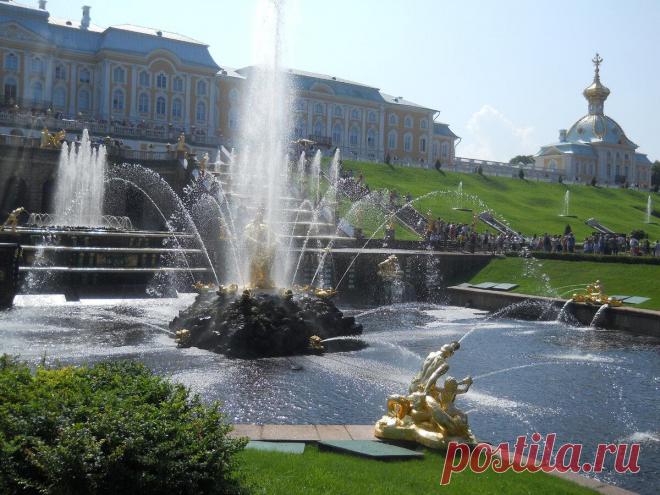 Нормально ли мужу ходить жене за прокладками
Сидим с подругой Настей у неё дома, красим ногти, болтаем о том, о сём. Ключ в двери зашуршал, пришли её муж Никита со свекровью — они ездили в строительный магазин закупить свекрови товары для ремонта её квартиры. Никита кое-что себе захватил для дома, свекровь тоже поднялась в квартиру, ему помочь донести. Подруга не поехала, потому […]
Читай дальше на сайте. Жми подробнее ➡