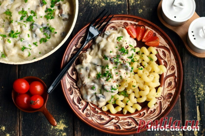 Курица с грибами в сливочном соусе: рецепт | InfoEda.com