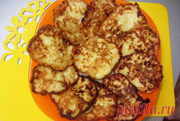 Оладьи из кабачков с чесноком рецепт – Русская кухня: Закуски. «Еда»