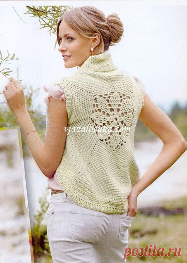 Болеро из круглого мотива с цветком..