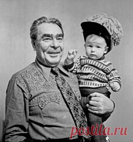Семейные снимки наших знаменитостей / Всё самое лучшее из интернета