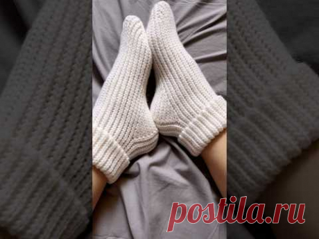 На ножках 😅… #crochet #вязаниекрючком #cute