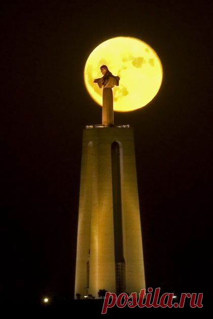 Cristo Rei Statue | Lisbon, Portugal