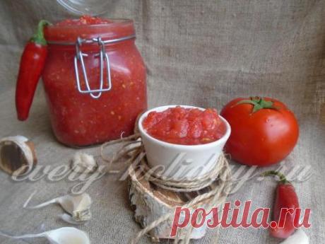 Хреновина с помидорами и чесноком на зиму: рецепт с фото