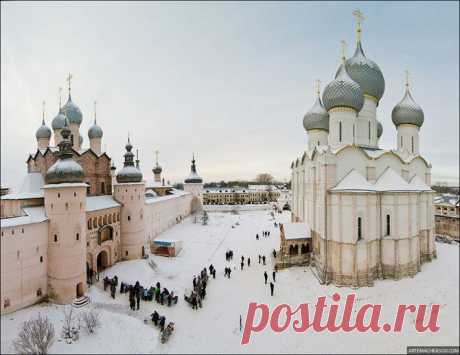 Ростовский Кремль / Туристический спутник