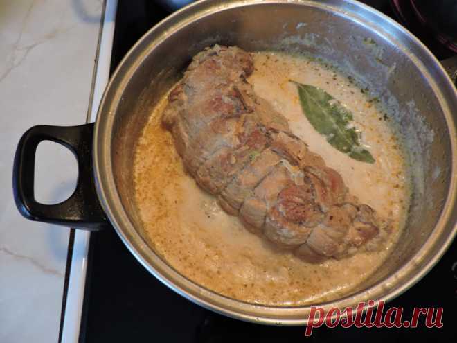 Мясо тушёное в молоке
