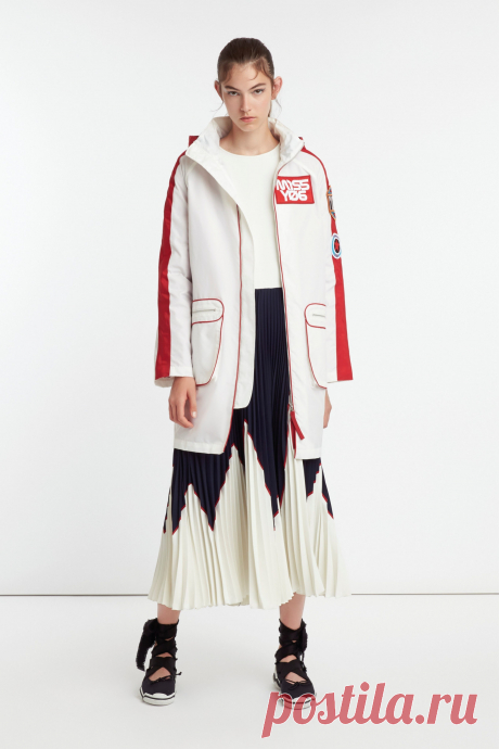Red Valentino коллекция | Коллекции весна-лето 2019 | Нью-Йорк | VOGUE