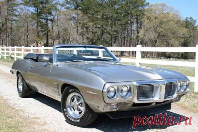 1969 Pontiac Firebird.