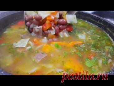 Что Приготовить Из Капусты? Суп с Мясом и Капустой. Капуста тушёная Самая Вкусная. Рецепты ПП. СУП С МЯСОМ И ОВОЩАМИ:мясо постное(у меня говядина, можно любое постное или курицу на костях без кожи) 500г-790 ккалфасоль консервированная 1 банка 200г -198 ккалперец сладкий 1 шт 120г -31 ккалпомидоры 1 шт 230г -37 ккалморковь 1 шт 200г -64 ккаллук репчатый 1 шт 100г -42 ккалкапуста...